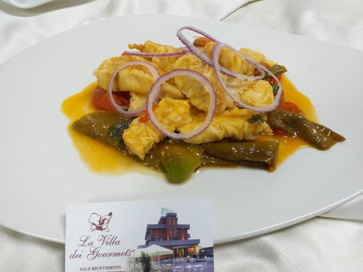 La Villa Dei Gourmets - Struttura Sanificata Foggia Exterior foto