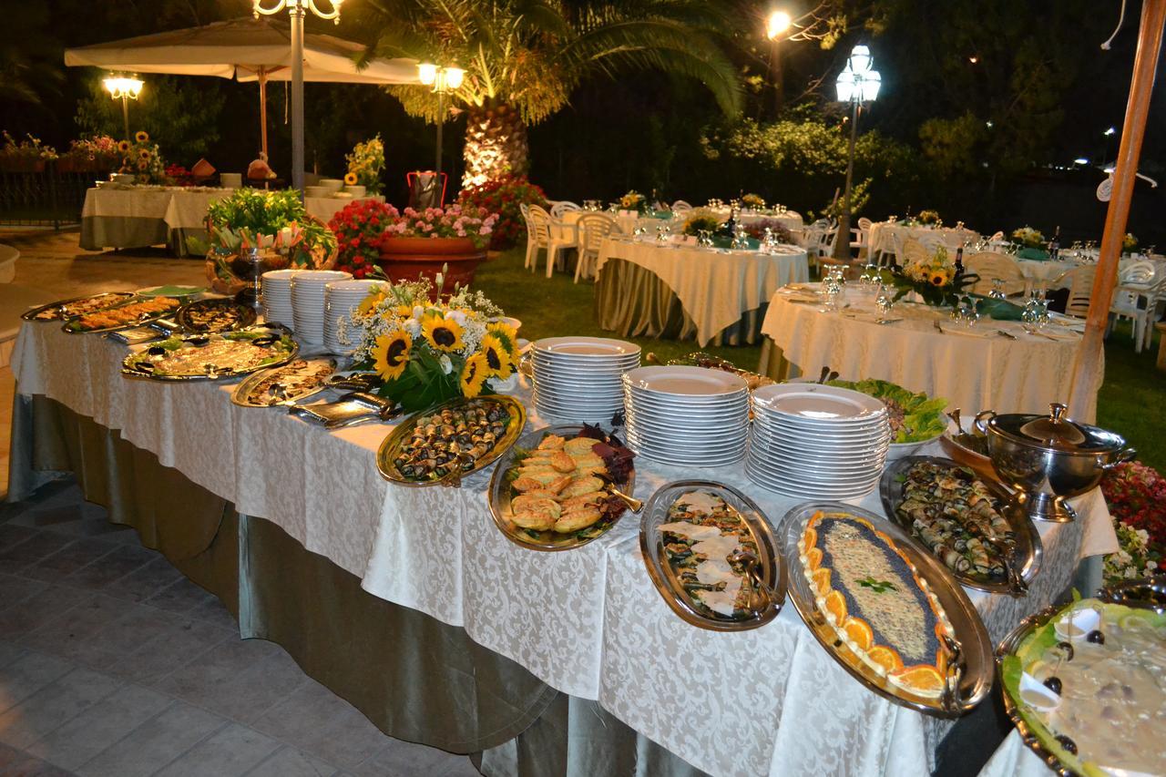 La Villa Dei Gourmets - Struttura Sanificata Foggia Exterior foto